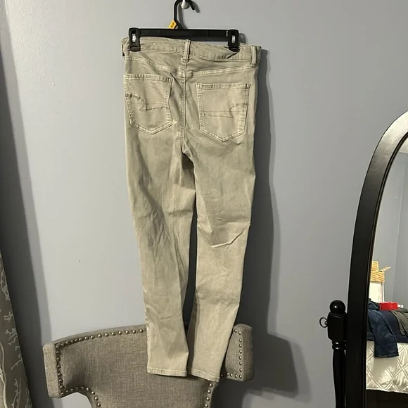 American eagle double button next level stretch. - Picture 2 of 2